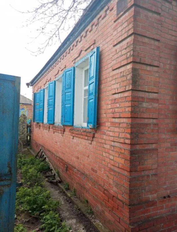 Дом, 4-кімн., Новопокровка, Чугуевский район