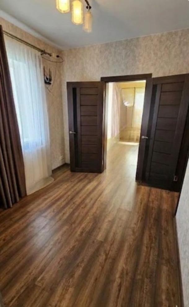 Дом, 4-кімн., Харьков, Немышля