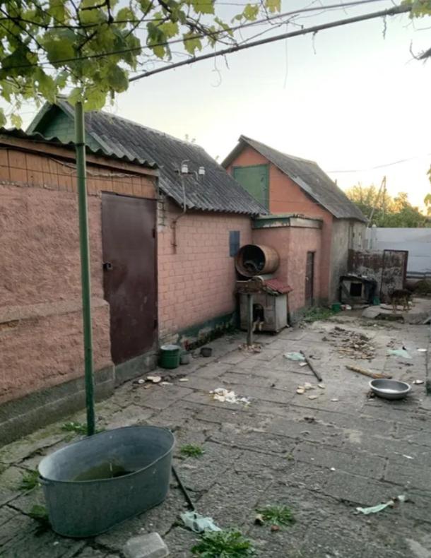 Дом, 3-кімн., Харьков, Песочин