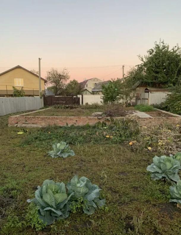 Дом, 3-кімн., Харьков, Песочин