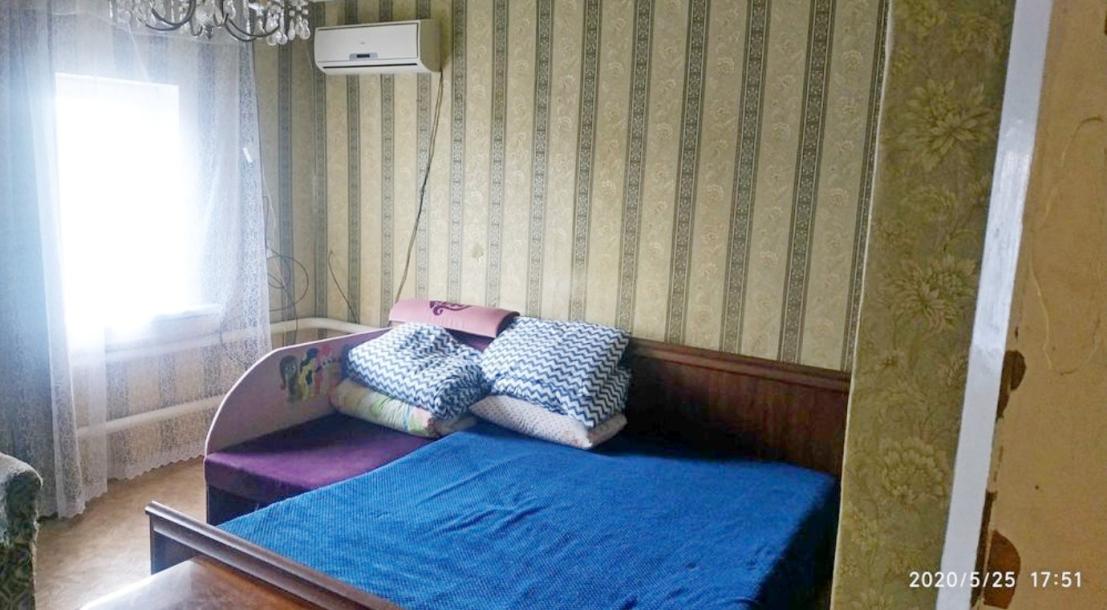 Дом, 3-кімн., Харьков, Жихарь