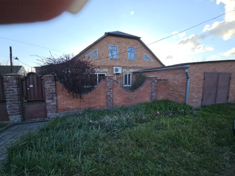 Дом, 4-кімн., Дергачи, Харьковский район