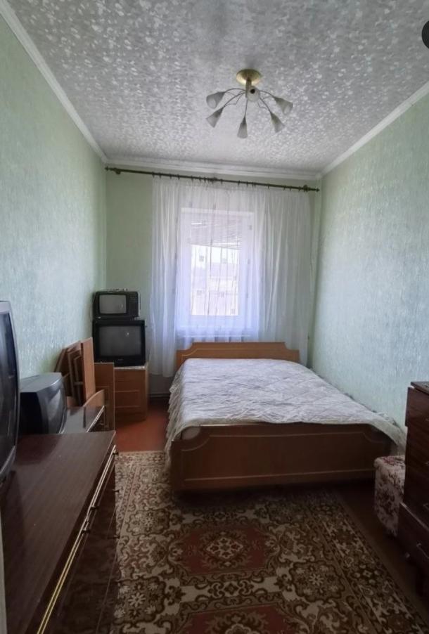Дом, 4-кімн., Харьков, Жихарь