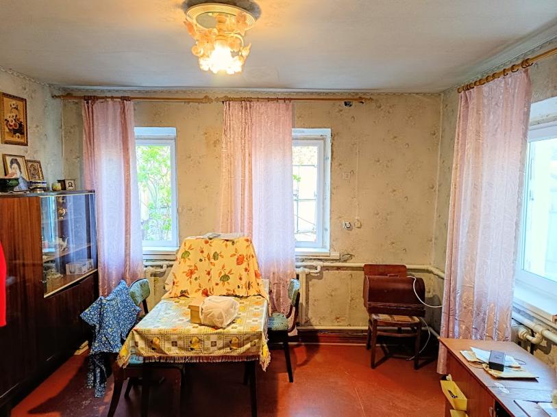 Дом, 4-кімн., Харьков, Алексеевка