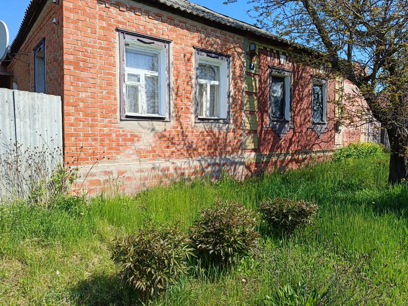 Дом, 4-кімн., Чугуев, Чугуевский район