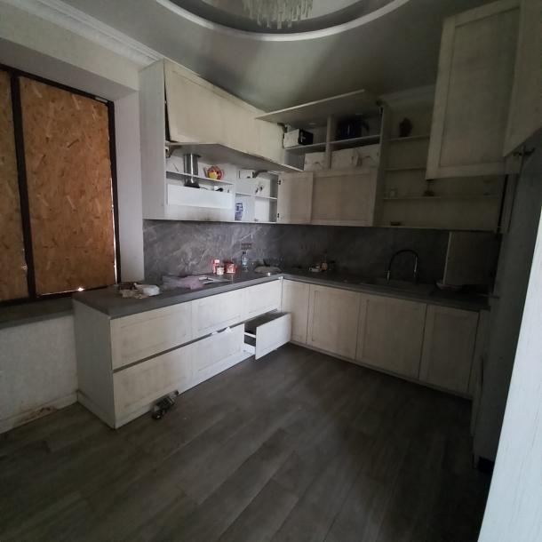 Дом, 4-кімн., Циркуны, Харьковский район