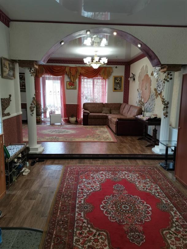 Дом, 6-кімн., Малая Даниловка, Харьковский район