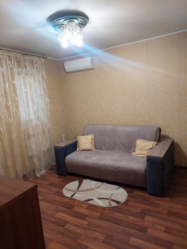 Дом, 4-кімн., Харьков, Холодная Гора