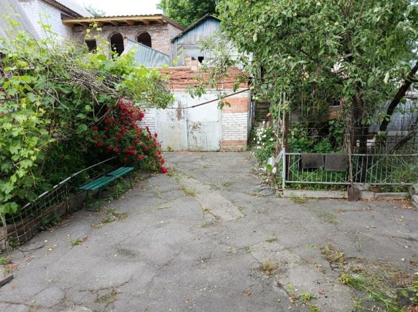 Дом, 4-кімн., Харьков, Основа
