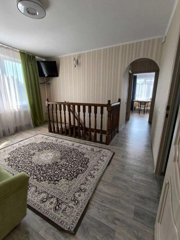 Дом, 4-кімн., Дергачи, Харьковский район