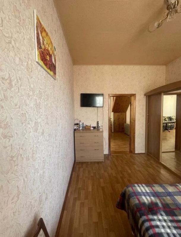 Дом, 4-кімн., Харьков, Немышля