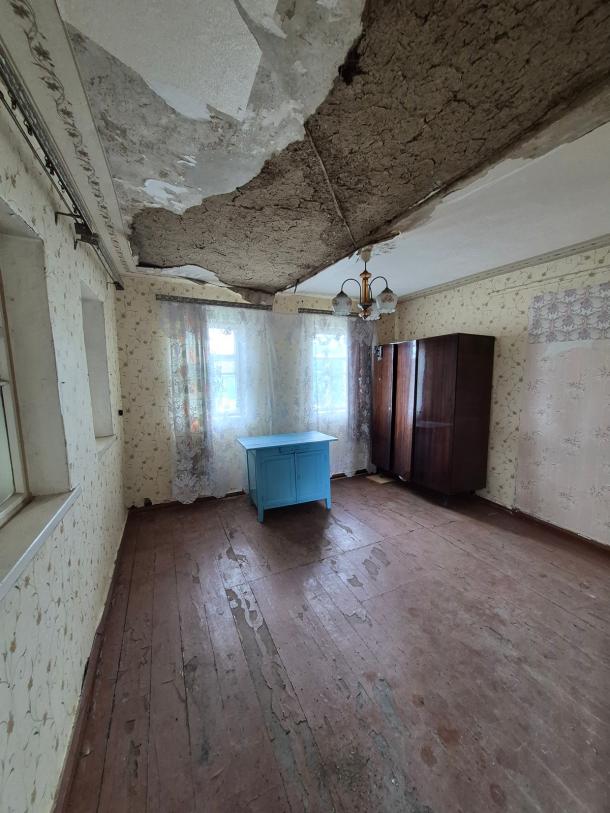Дом, 3-кімн., Люботин, Харьковский район