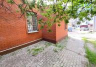 дом, Харьков, Защитников Украины метро
