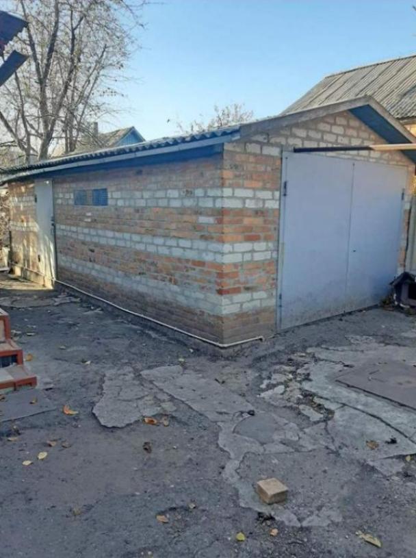 Дом, 4-кімн., Харьков, Восточный