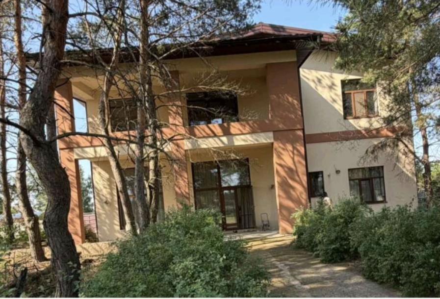 Дом, 3-кімн., Артюховка, Чугуевский район