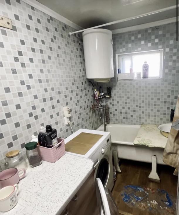 Дом, 4-кімн., Харьков, Холодная Гора