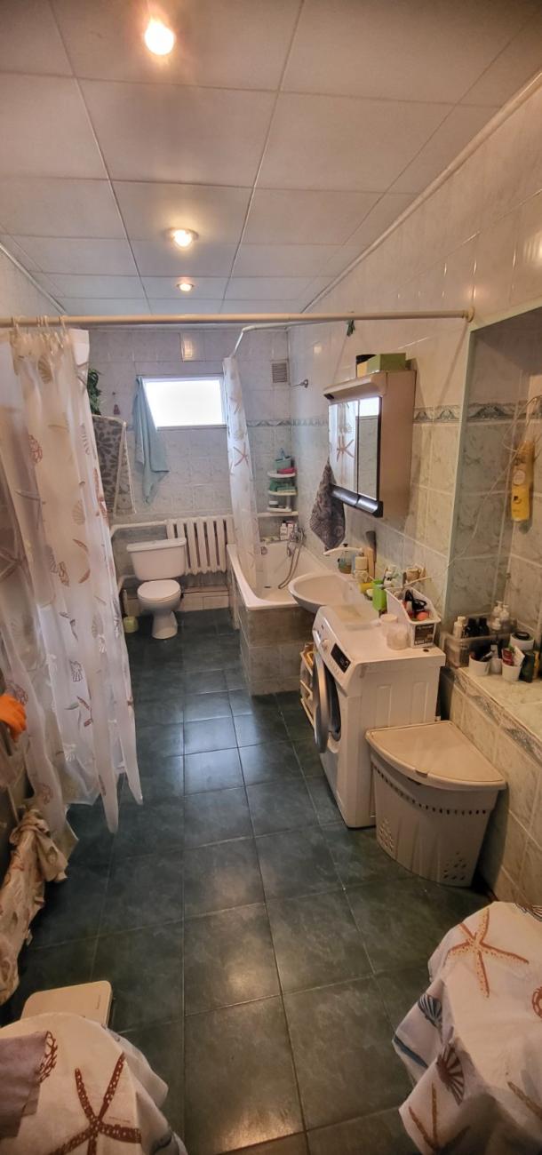 Дом, 6-кімн., Харьков, Кирова поселок