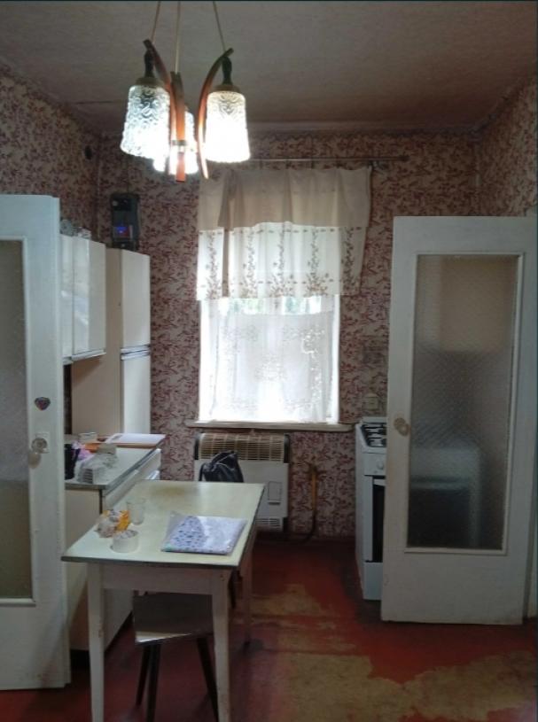 Дом, 3-кімн., Люботин, Харьковский район