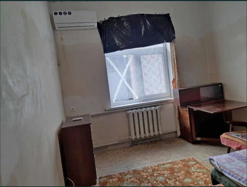 Дом, 5-кімн., Харьков, Защитников Украины метро