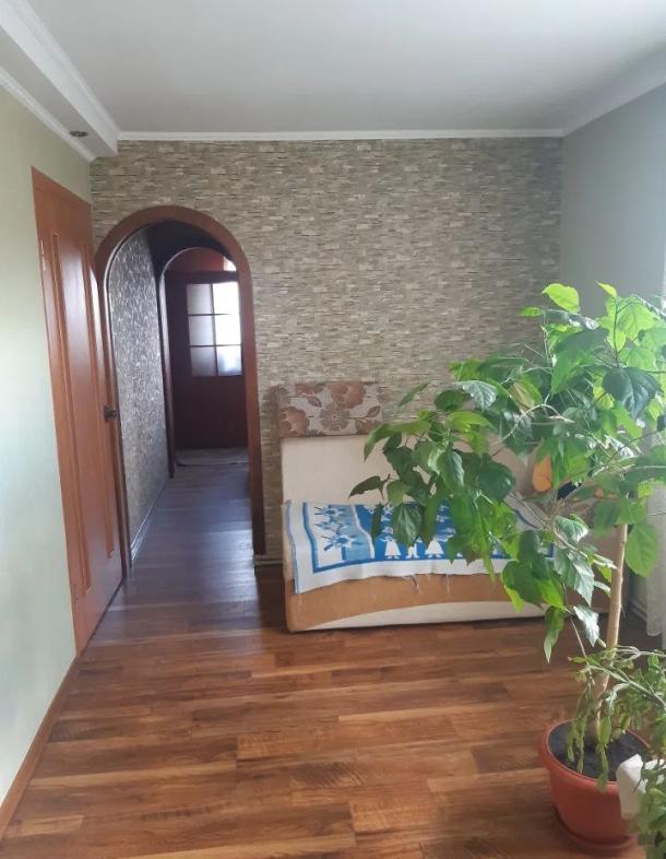 Дом, 3-кімн., Высочиновка, Змиевской район