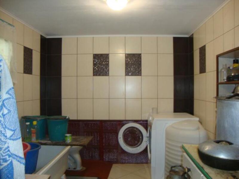 Дом, 2-кімн., Чугуев, Чугуевский район