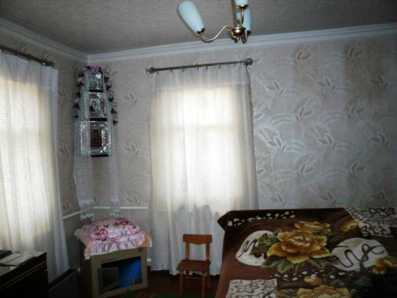 Дом, 4-кімн., Введенка, Чугуевский район