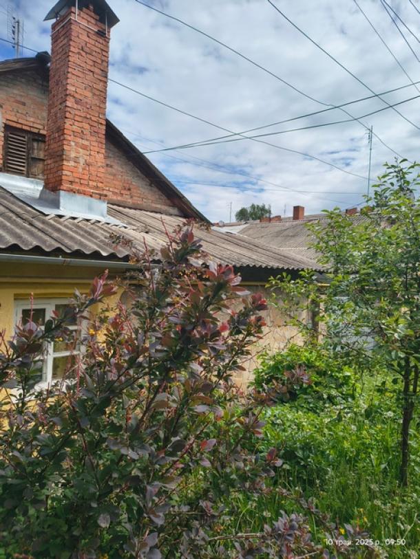 Дом, 3-кімн., Чугуев, Чугуевский район