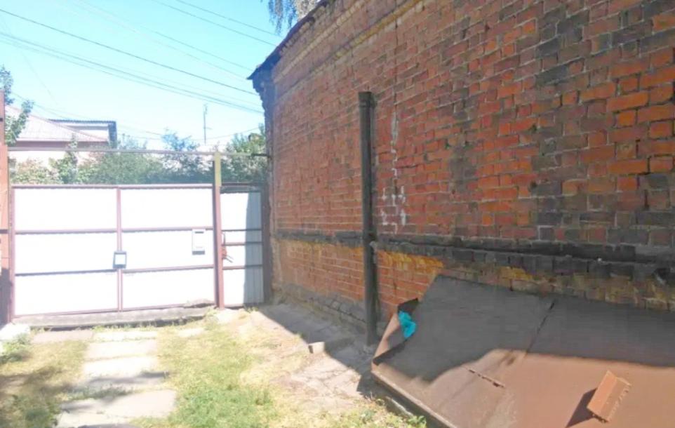 Дом, 4-кімн., Харьков, Холодная Гора