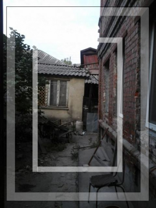 Дом, 4-кімн., Харьков, Москалевка