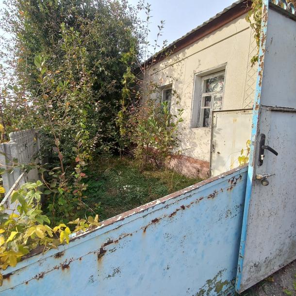 Дом, 5-кімн., Сковородиновка, Золочевский район