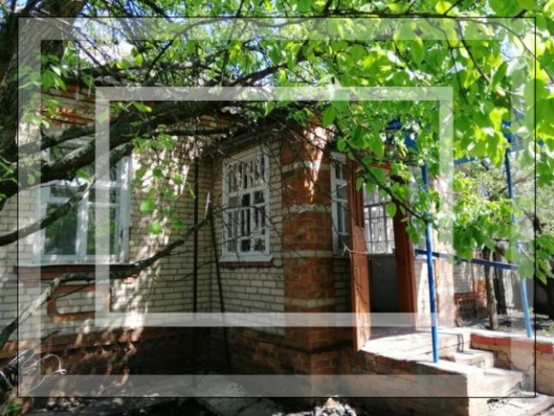 Дом, 5-кімн., Должик(Золочев), Золочевский район