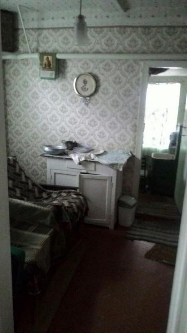 Дом, 4-кімн., Люботин, Харьковский район