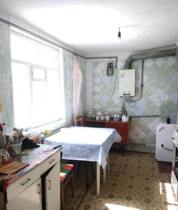 Дом, 4-кімн., Чугуев, Чугуевский район