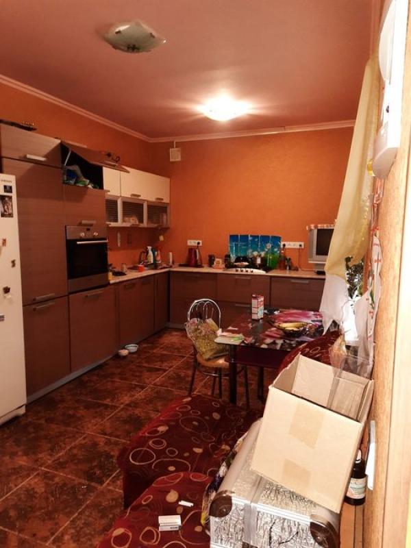 Дом, 4-кімн., Харьков, Кирова поселок