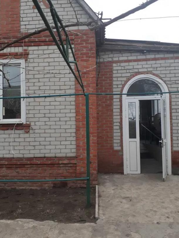 Дом, 4-кімн., Коробочкино, Чугуевский район