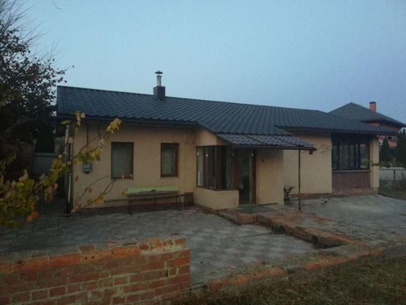 Дом, 4-кімн., Дергачи, Дергачевский район