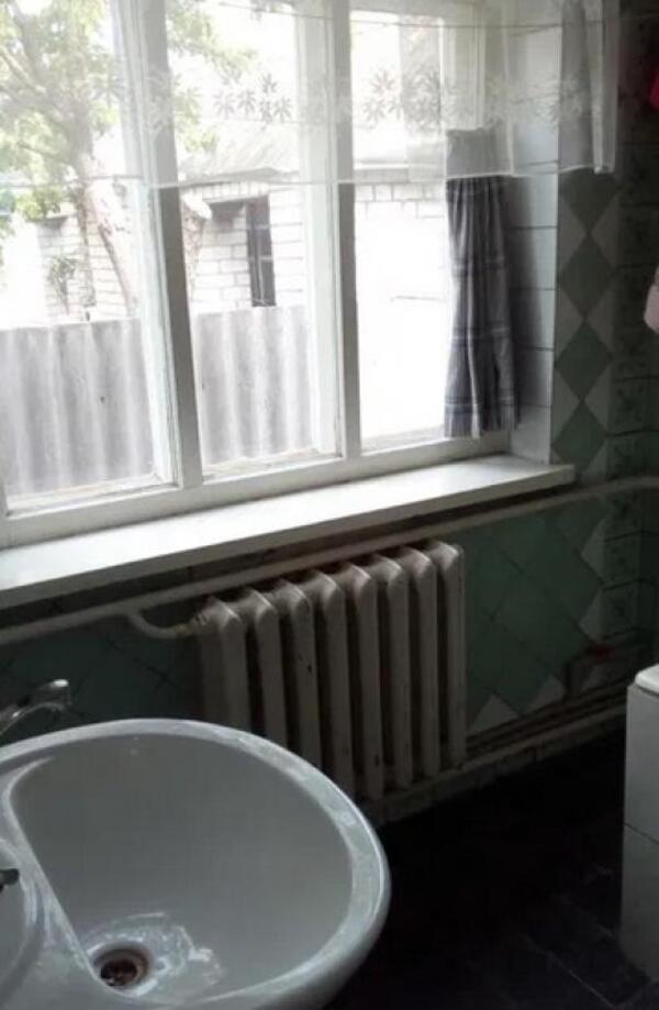 Дом, 5-кімн., Дергачи, Дергачевский район