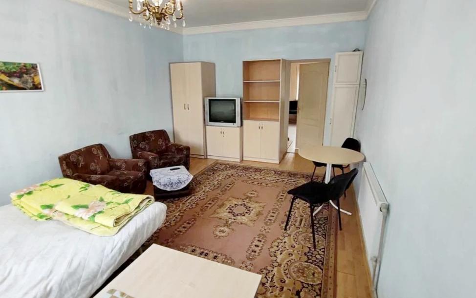 Дом, 6-кімн., Харьков, 607м/р