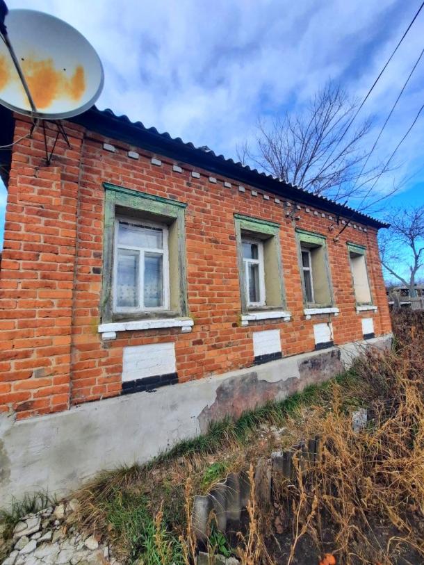 Дом, 4-кімн., Змиев, Чугуевский район