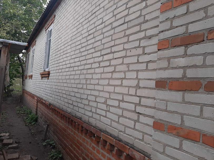 Дом, 5-кімн., Люботин, Харьковский район
