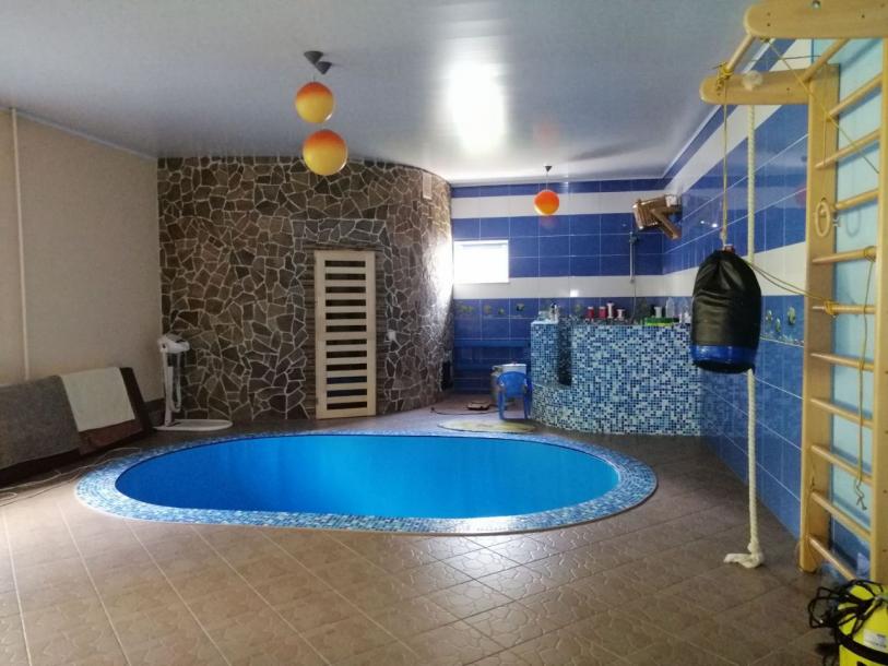 Дом, 8-кімн., Харьков, Жихарь