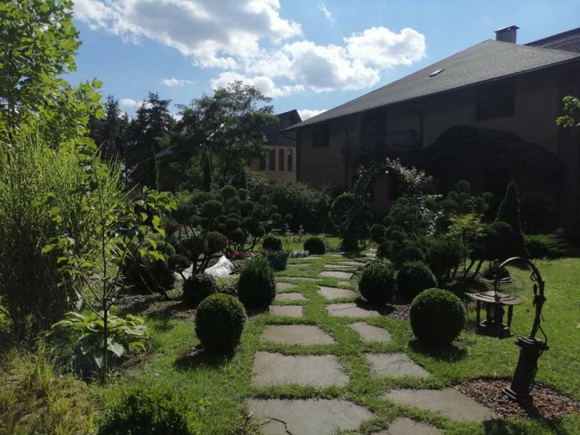 Дом, 8-кімн., Харьков, Жихарь