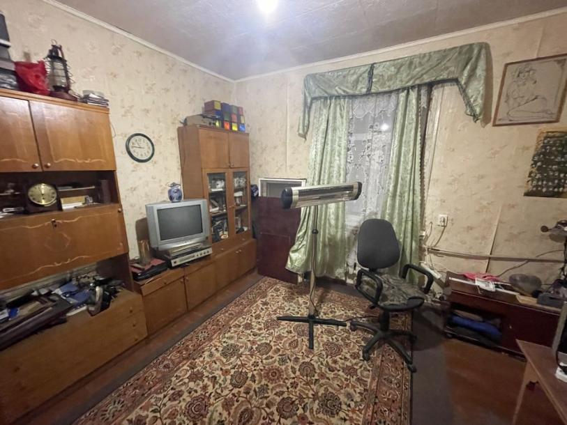 Дом, 3-кімн., Люботин, Харьковский район
