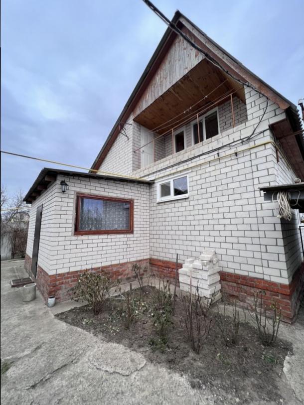 Дом, 4-кімн., Мерефа, Харьковский район