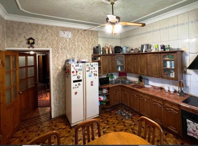 Дом, 5-кімн., Малая Даниловка, Харьковский район