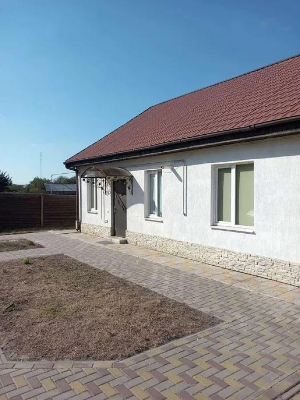Дом, 3-кімн., Печенеги, Чугуевский район