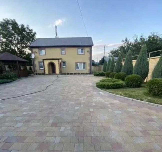 Дом, 5-кімн., Харьков, ХТЗ