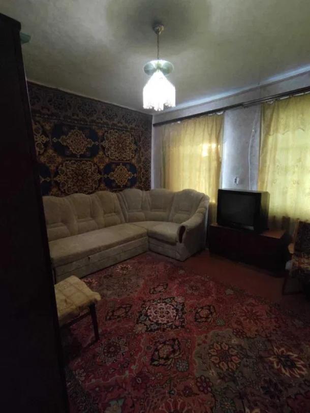 Дом, 5-кімн., Чугуев, Чугуевский район