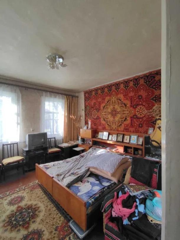 Дом, 5-кімн., Чугуев, Чугуевский район