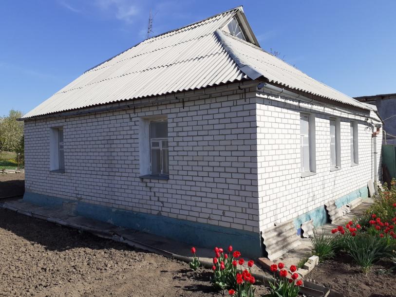 Дом, 4-кімн., Люботин, Харьковский район